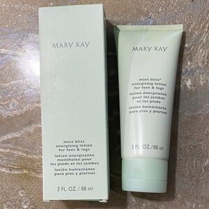 Mary Kay Mint Bliss Energizing Lotion for Feet & Legs New in Box